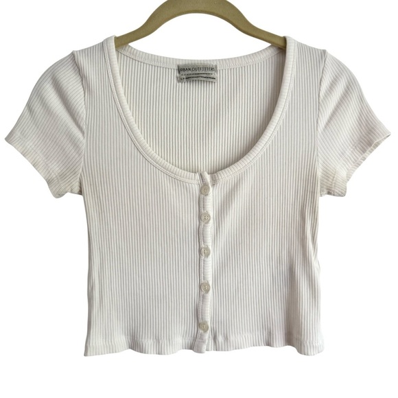 Urban Outfitters Ivory Ribbed Button Front Cropped Top Size Small Petite - Picture 1 of 4